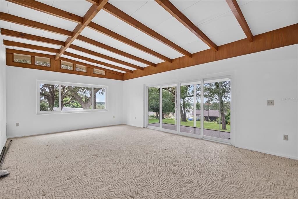 For Sale: $489,900 (4 beds, 3 baths, 2417 Square Feet)