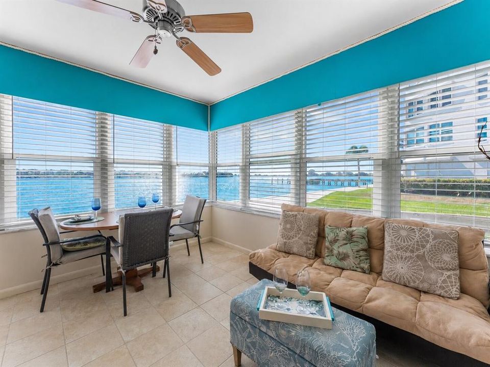En Venta: $220,000 (2 camas, 2 baños, 1034 Pies cuadrados)