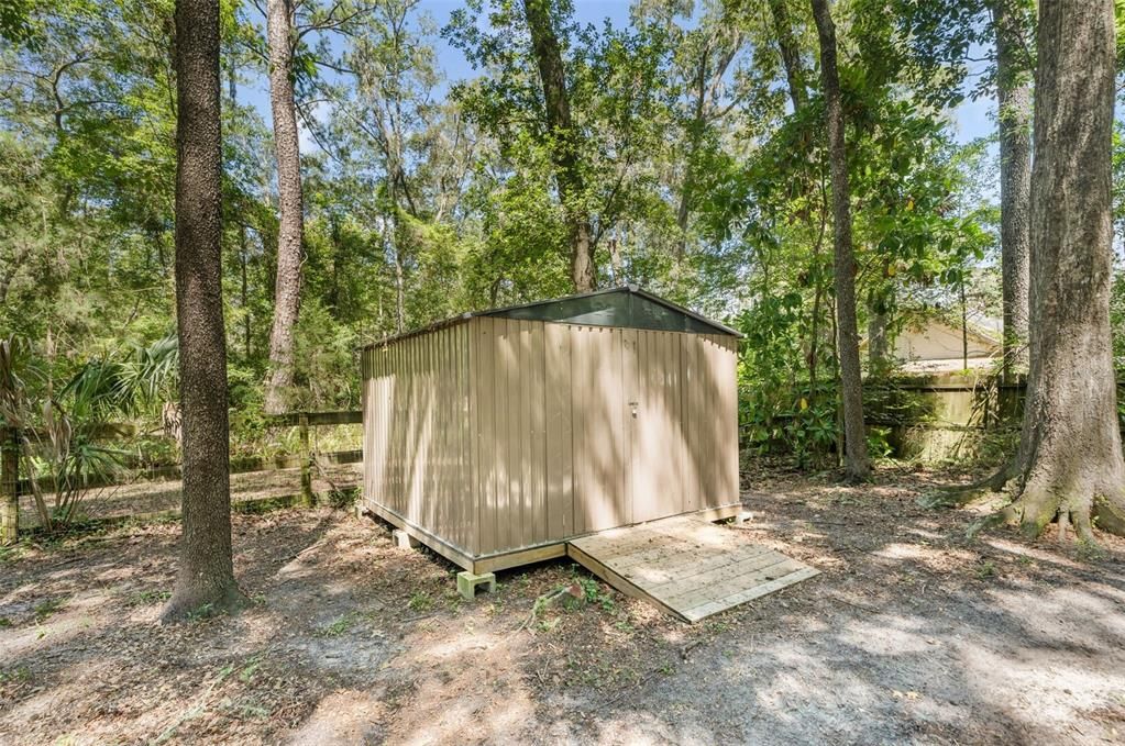 Activo con contrato: $380,000 (3 camas, 2 baños, 1900 Pies cuadrados)