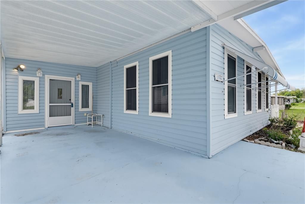 For Sale: $125,000 (3 beds, 1 baths, 768 Square Feet)