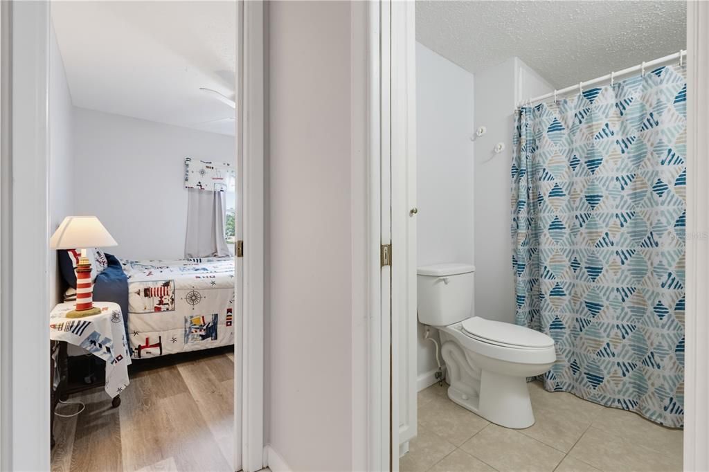 For Sale: $125,000 (3 beds, 1 baths, 768 Square Feet)