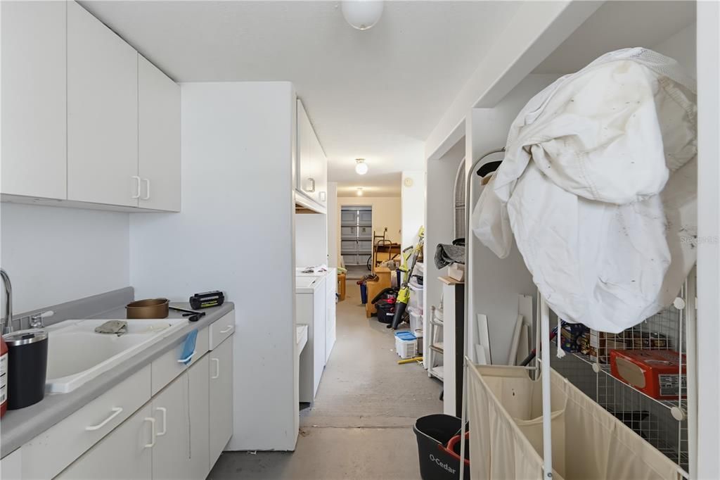 For Sale: $125,000 (3 beds, 1 baths, 768 Square Feet)