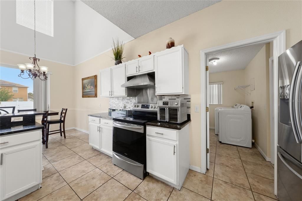 For Sale: $385,000 (4 beds, 3 baths, 2571 Square Feet)