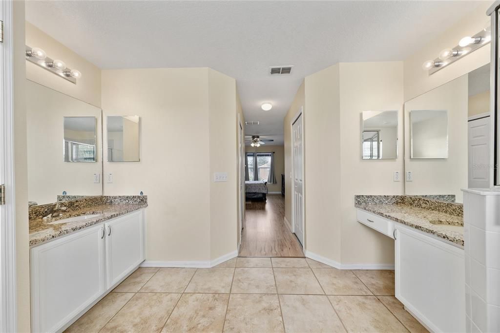 For Sale: $385,000 (4 beds, 3 baths, 2571 Square Feet)