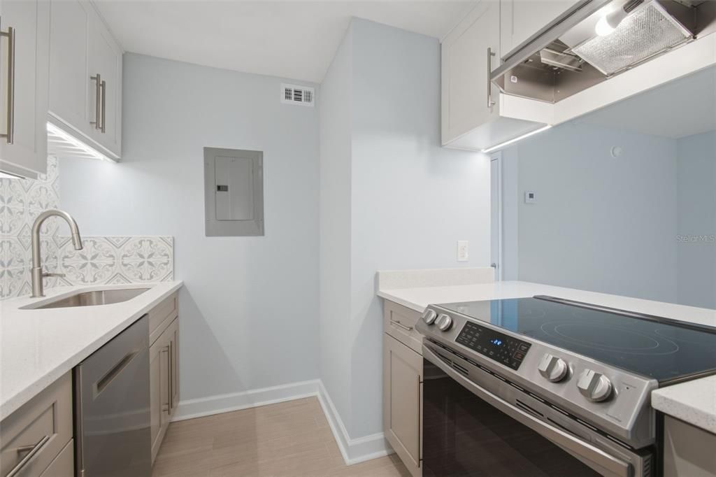 En Venta: $209,000 (1 camas, 1 baños, 645 Pies cuadrados)