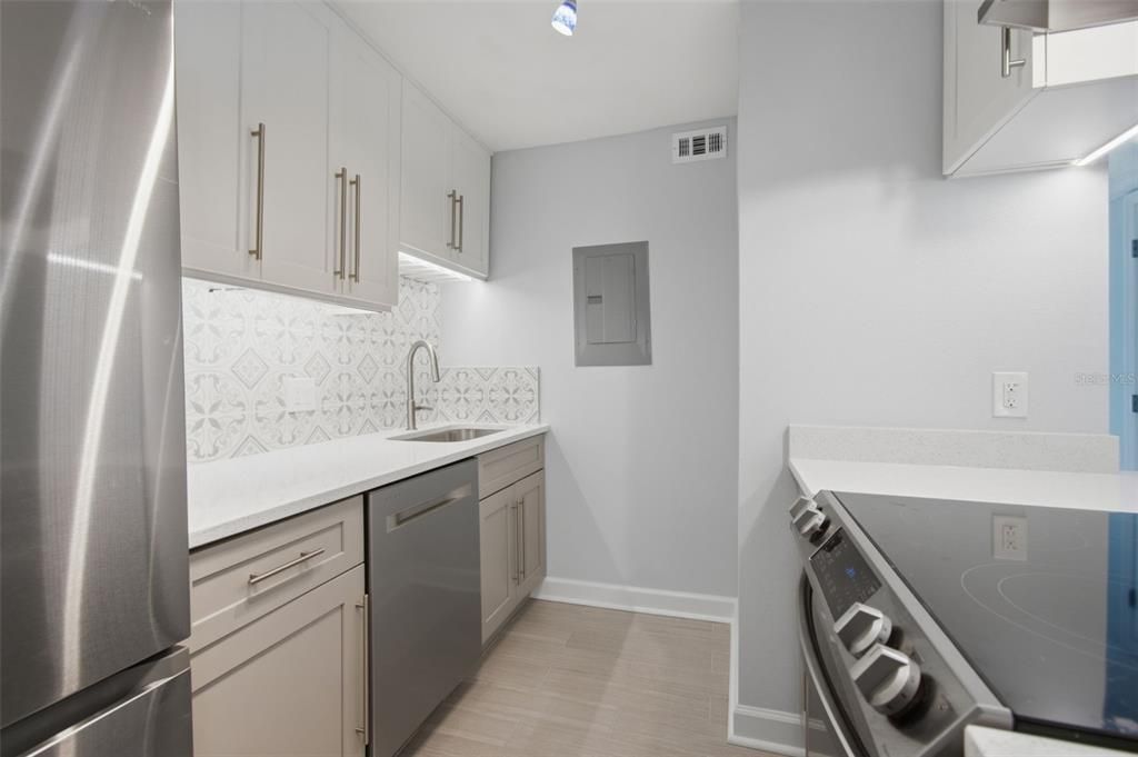 En Venta: $209,000 (1 camas, 1 baños, 645 Pies cuadrados)