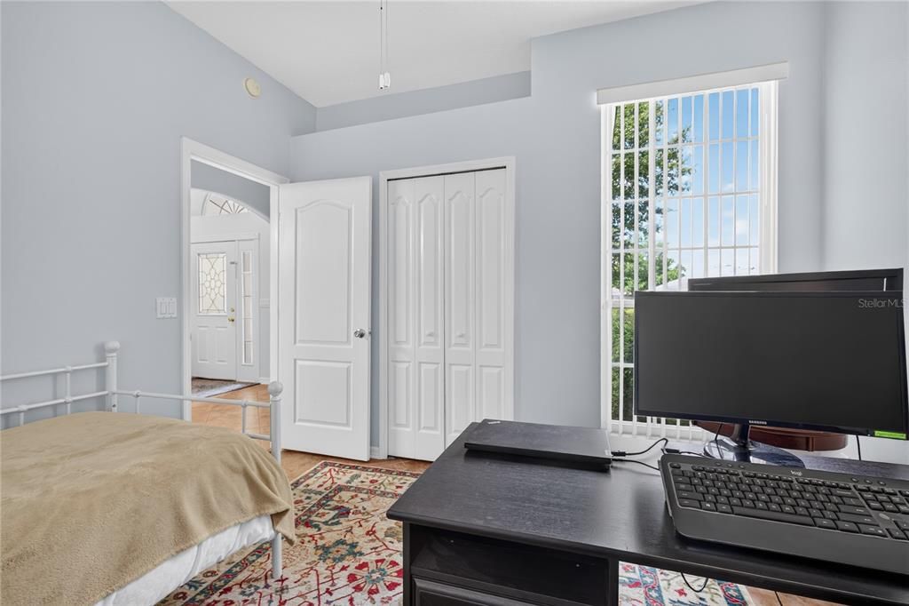 На продажу: $349,900 (3 спален, 2 ванн, 1782 Квадратных фут)