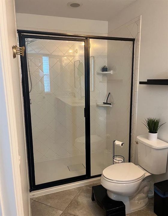 For Rent: $2,585 (3 beds, 2 baths, 1555 Square Feet)