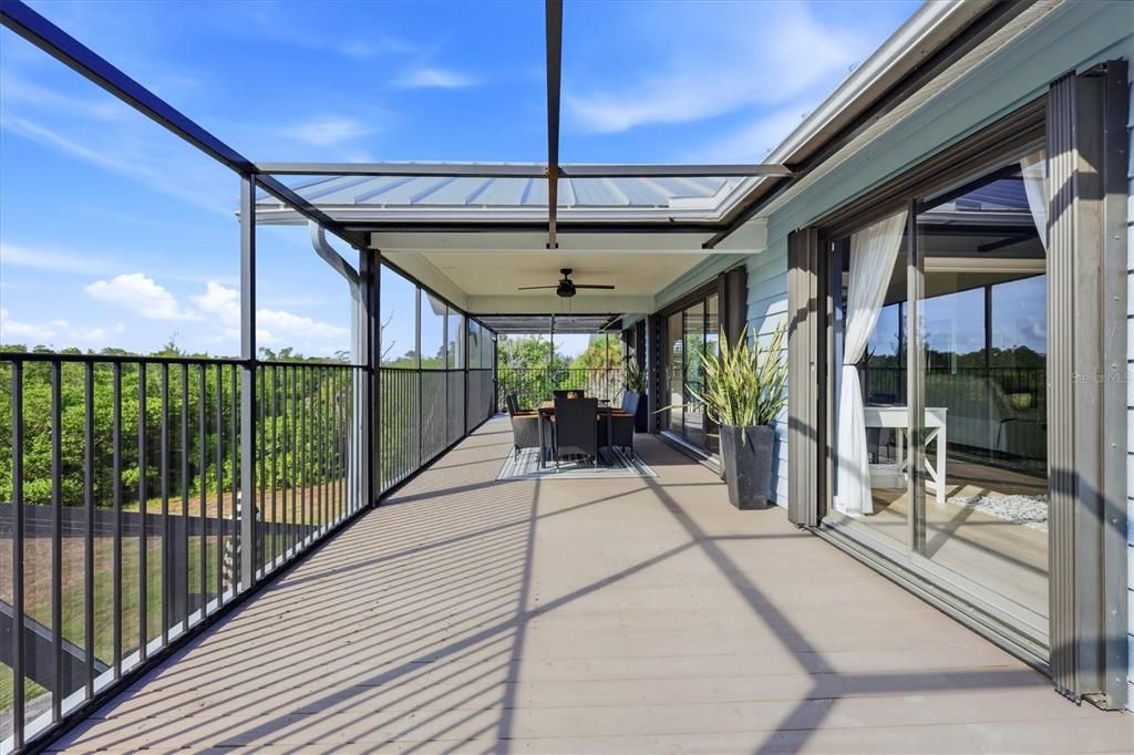 For Sale: $950,000 (3 beds, 2 baths, 2013 Square Feet)