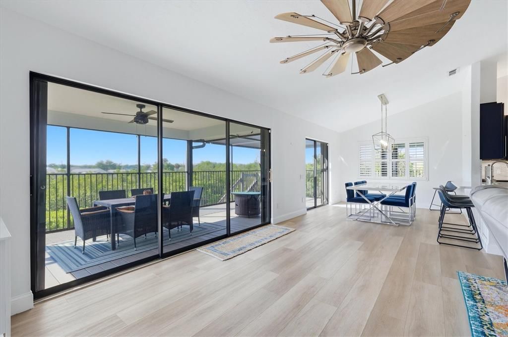 For Sale: $950,000 (3 beds, 2 baths, 2013 Square Feet)
