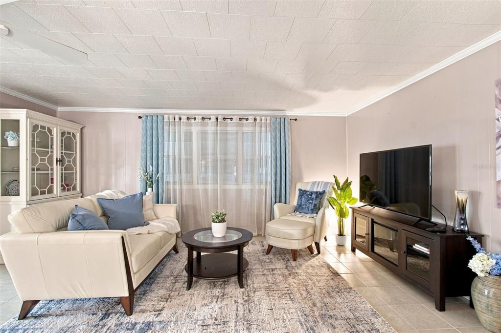 En Venta: $179,900 (2 camas, 2 baños, 912 Pies cuadrados)