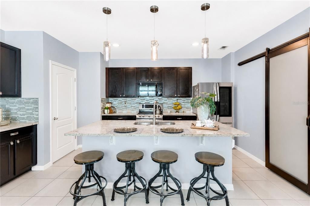 For Sale: $389,000 (4 beds, 2 baths, 1730 Square Feet)