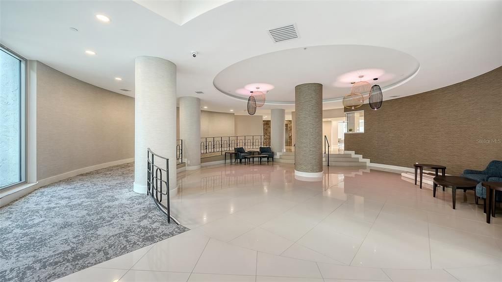 For Sale: $1,880,000 (2 beds, 2 baths, 1736 Square Feet)