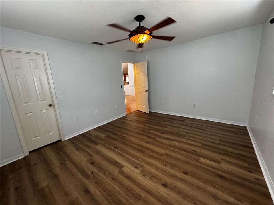 For Rent: $1,750 (2 beds, 2 baths, 1884 Square Feet)