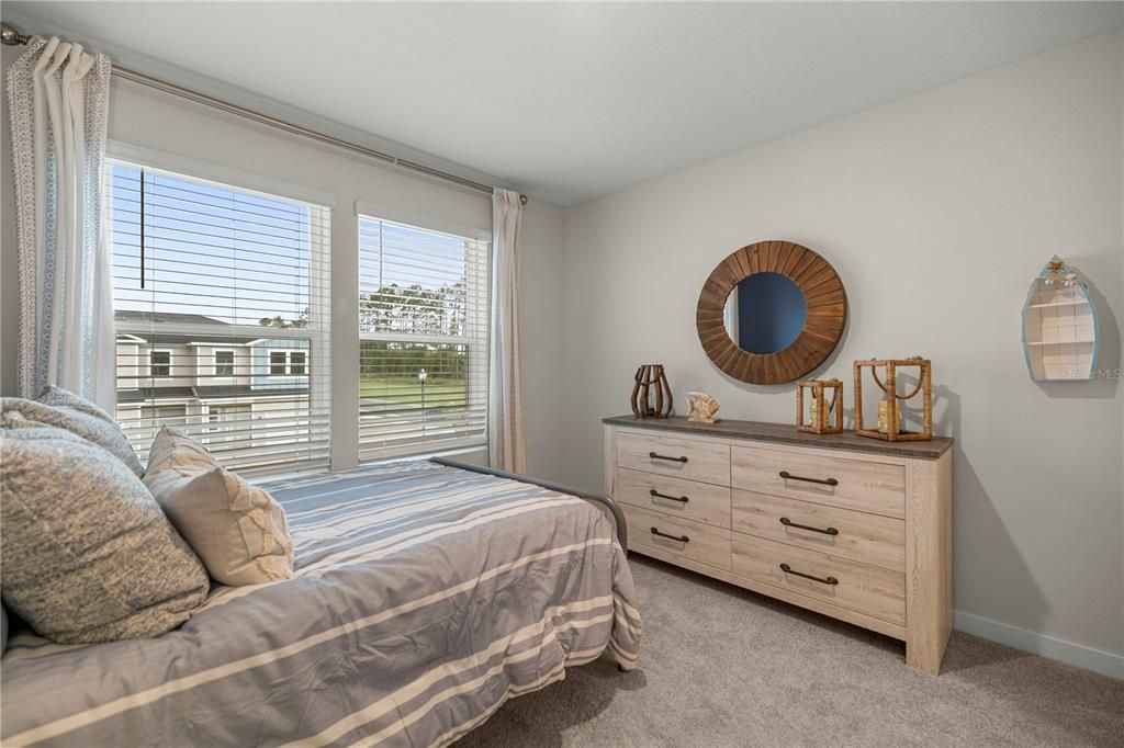 For Sale: $216,140 (3 beds, 2 baths, 1339 Square Feet)