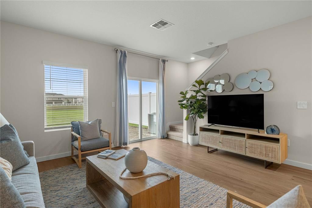 For Sale: $216,140 (3 beds, 2 baths, 1339 Square Feet)