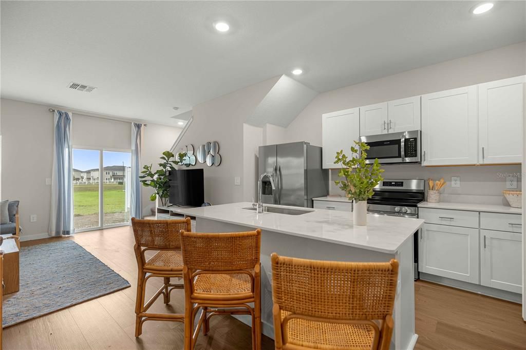 For Sale: $216,140 (3 beds, 2 baths, 1339 Square Feet)
