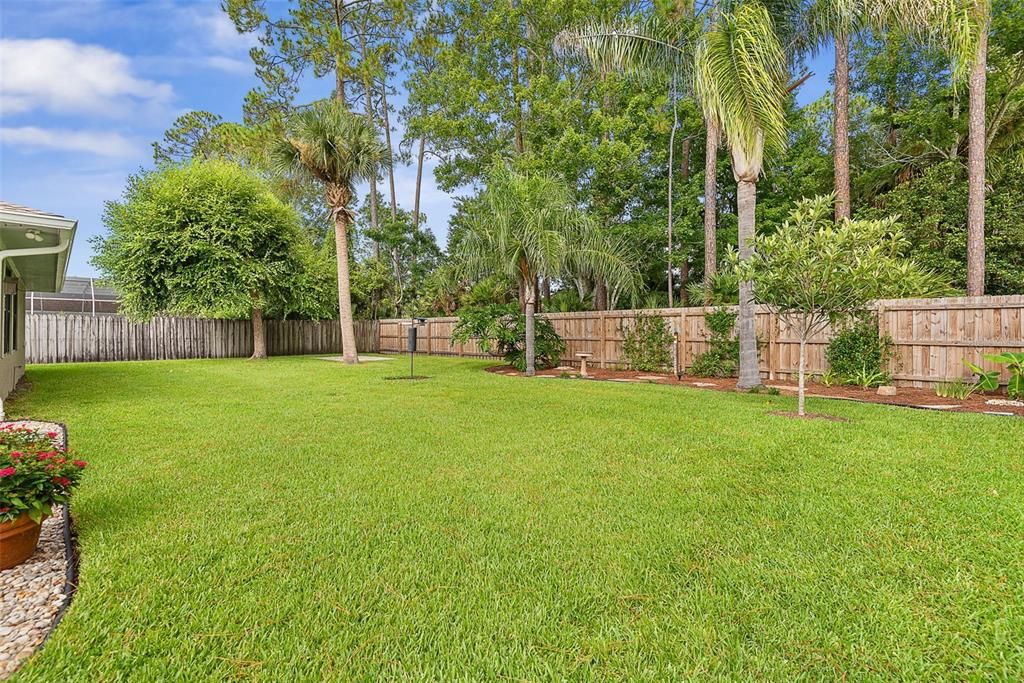 For Sale: $299,900 (3 beds, 2 baths, 1515 Square Feet)