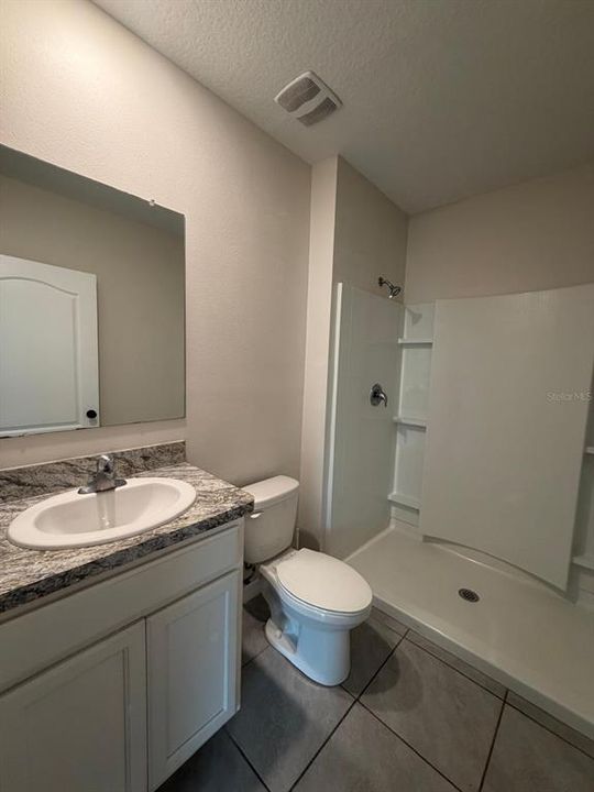 В аренду: $2,390 (5 спален, 3 ванн, 2522 Квадратных фут)