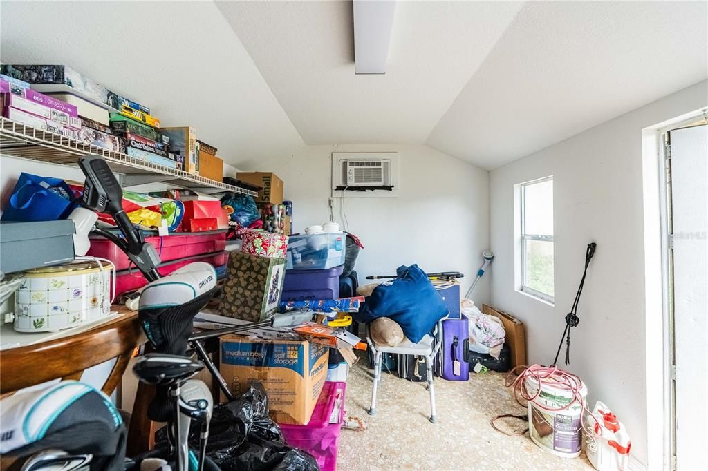 For Sale: $450,000 (3 beds, 2 baths, 2352 Square Feet)