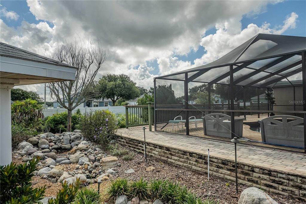 For Sale: $450,000 (3 beds, 2 baths, 2352 Square Feet)