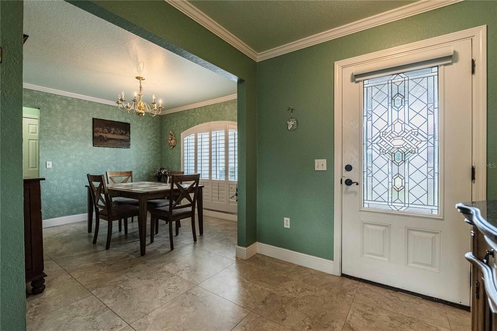 For Sale: $450,000 (3 beds, 2 baths, 2352 Square Feet)