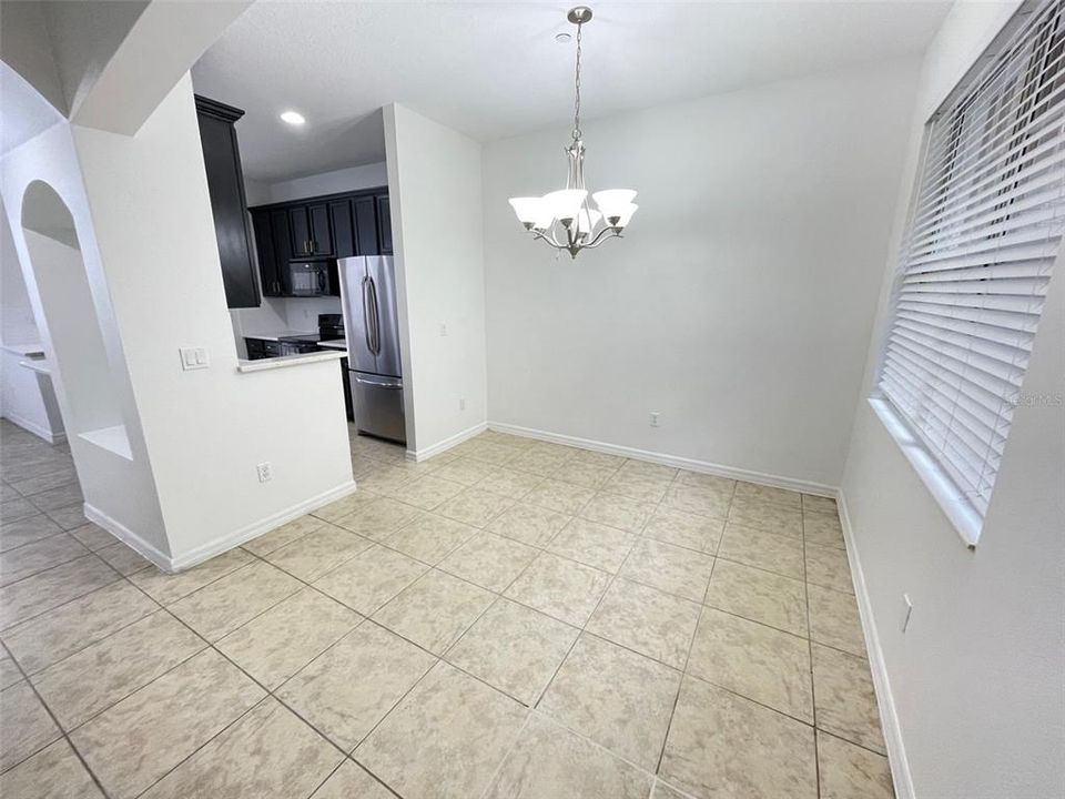 En Venta: $349,900 (2 camas, 2 baños, 1270 Pies cuadrados)