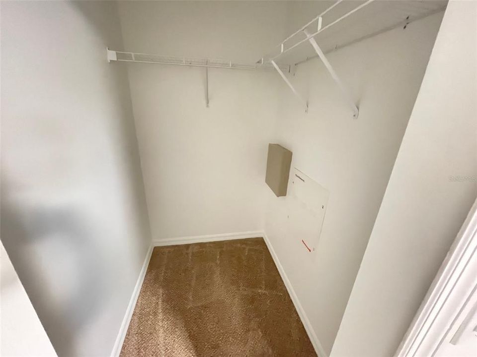 En Venta: $349,900 (2 camas, 2 baños, 1270 Pies cuadrados)