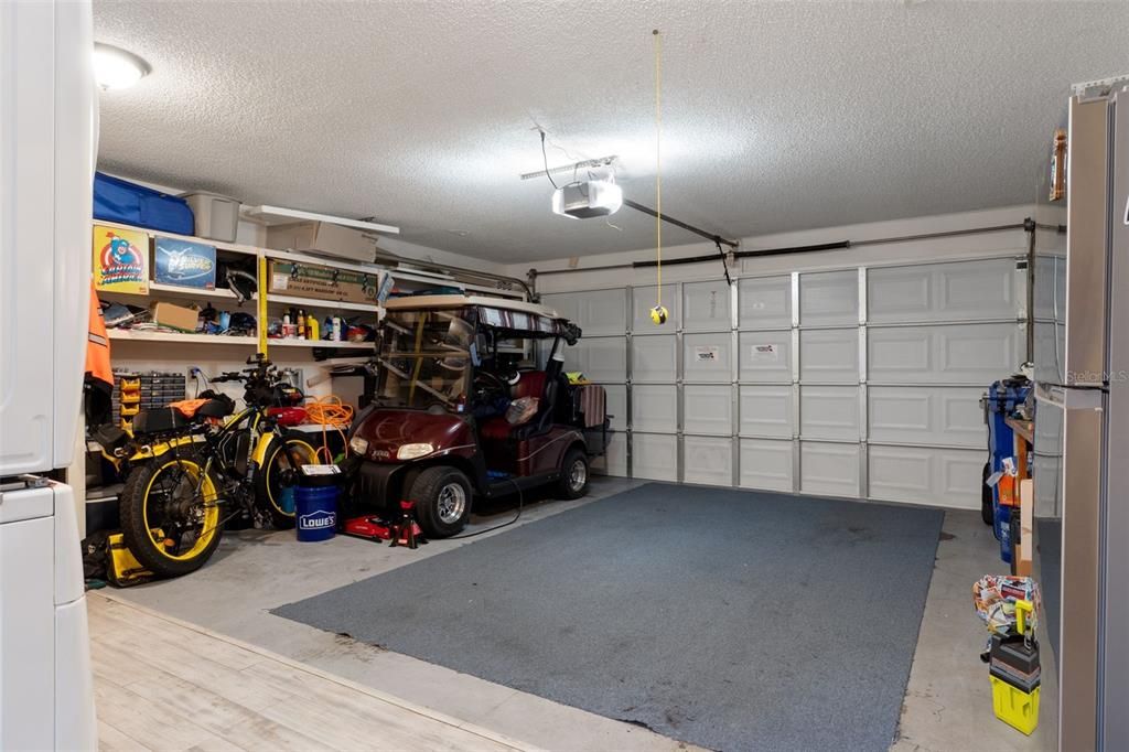 For Sale: $199,900 (2 beds, 2 baths, 1008 Square Feet)