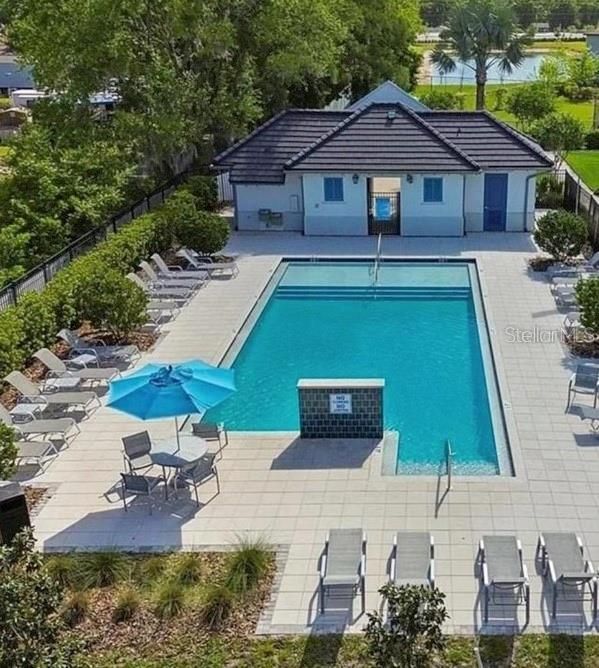 For Rent: $2,199 (3 beds, 2 baths, 1634 Square Feet)