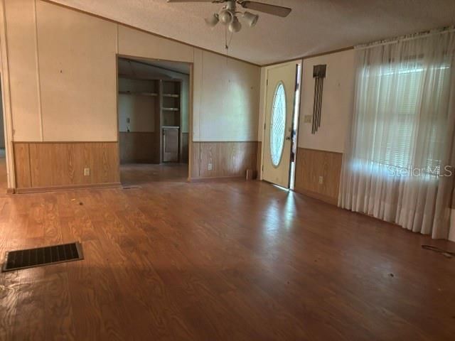 En Venta: $260,000 (3 camas, 2 baños, 1512 Pies cuadrados)