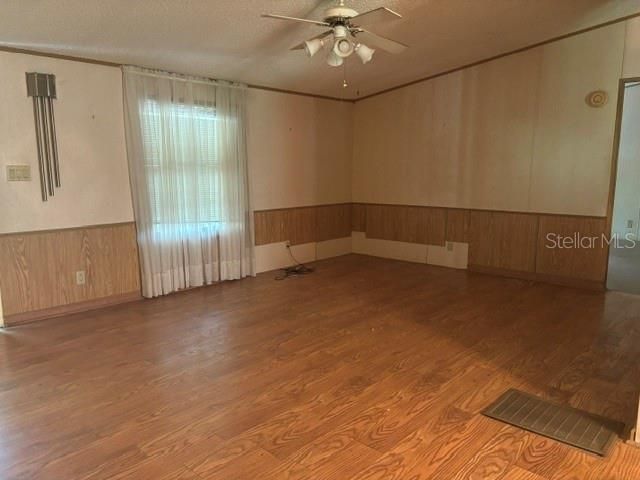 En Venta: $260,000 (3 camas, 2 baños, 1512 Pies cuadrados)