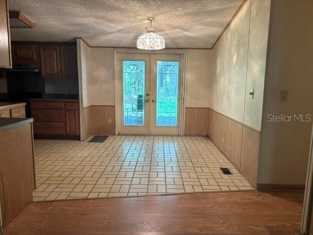 En Venta: $260,000 (3 camas, 2 baños, 1512 Pies cuadrados)