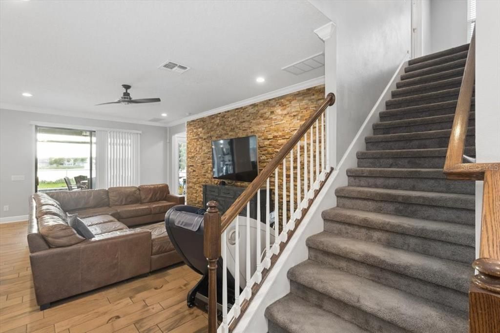 For Sale: $880,000 (5 beds, 4 baths, 3316 Square Feet)
