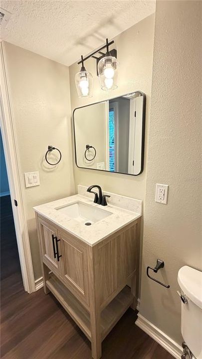 For Rent: $3,000 (2 beds, 2 baths, 971 Square Feet)