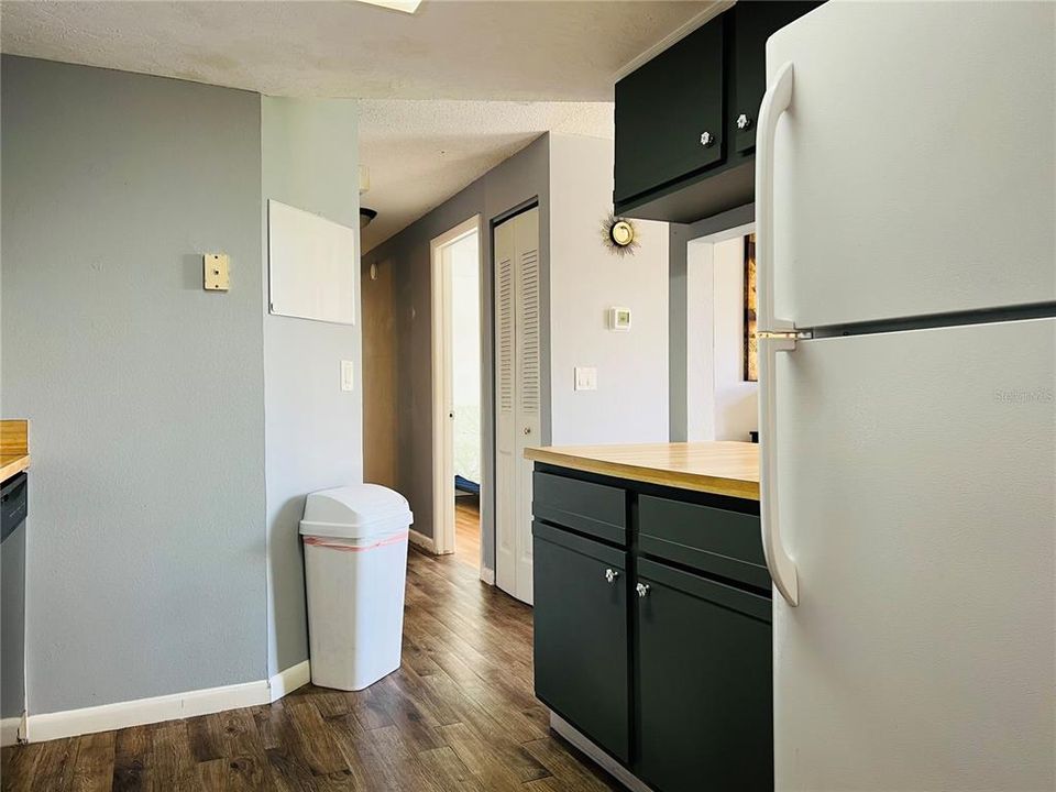 For Rent: $1,450 (2 beds, 2 baths, 960 Square Feet)