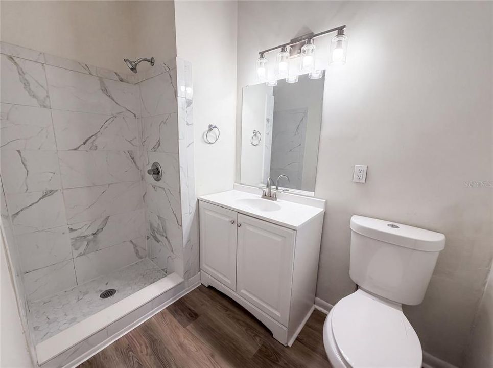 For Sale: $220,000 (4 beds, 2 baths, 1432 Square Feet)