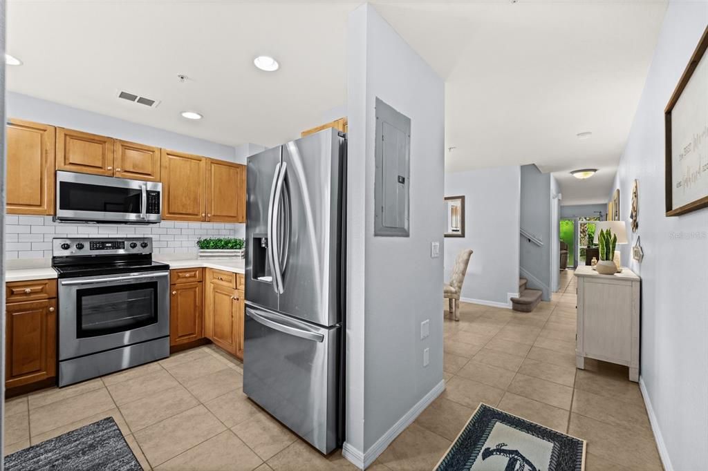 For Sale: $192,900 (2 beds, 2 baths, 1415 Square Feet)