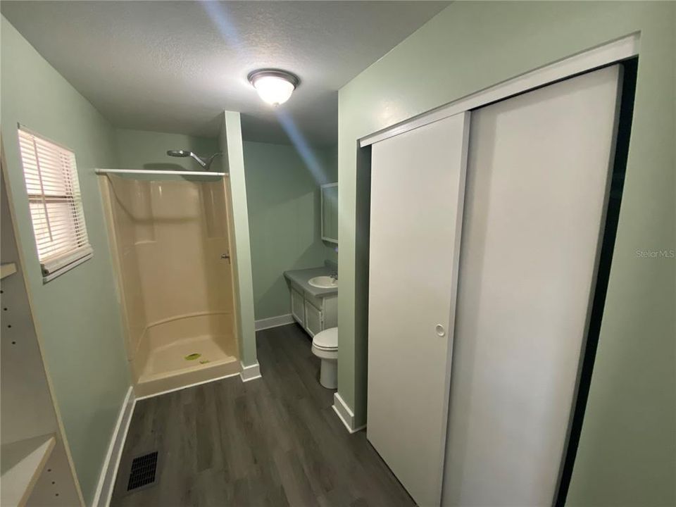 For Rent: $1,325 (2 beds, 2 baths, 900 Square Feet)