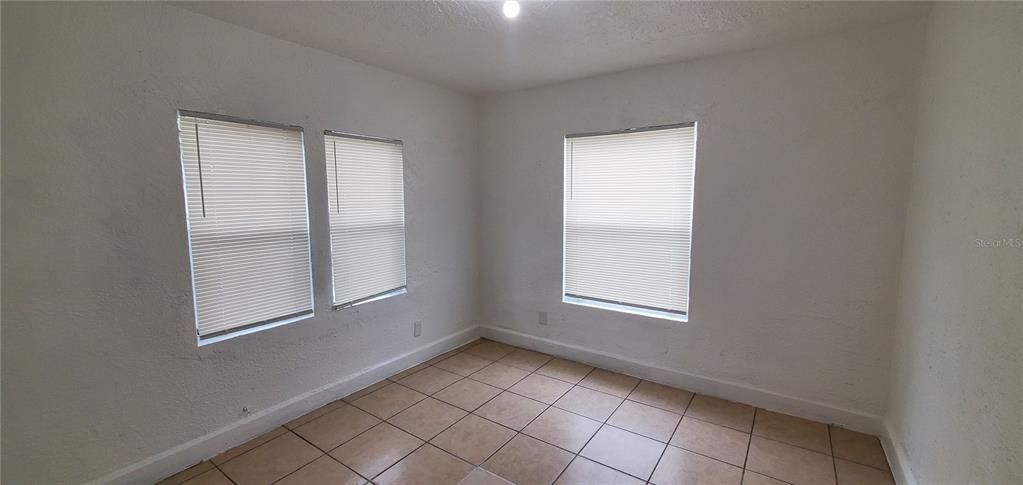 For Sale: $219,999 (4 beds, 1 baths, 1354 Square Feet)