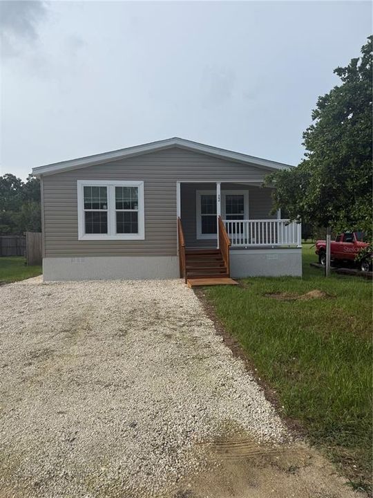 For Rent: $1,395 (3 beds, 2 baths, 1207 Square Feet)