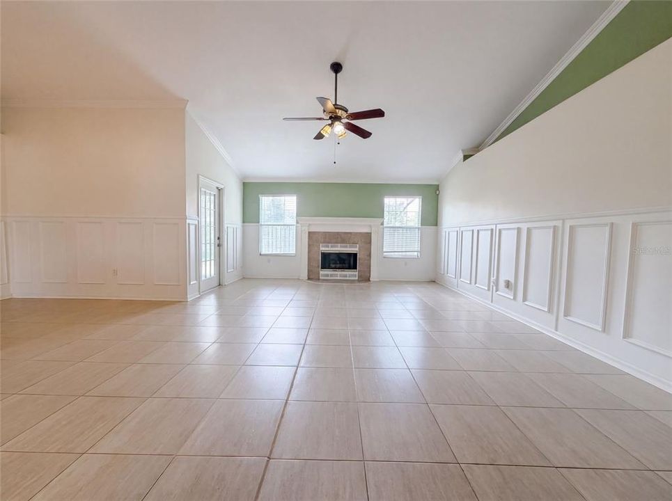For Sale: $360,000 (4 beds, 2 baths, 1781 Square Feet)