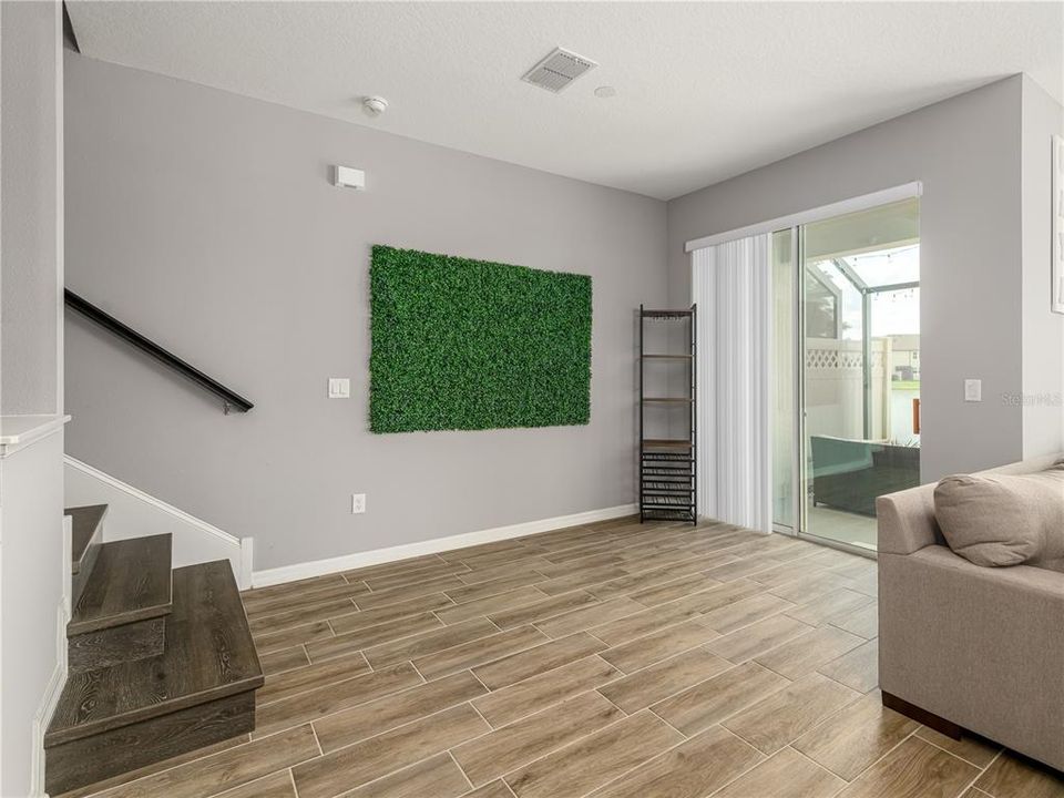 Active With Contract: $2,300 (3 beds, 2 baths, 1700 Square Feet)