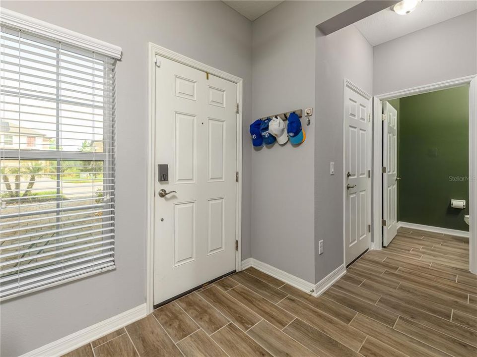 Active With Contract: $2,300 (3 beds, 2 baths, 1700 Square Feet)