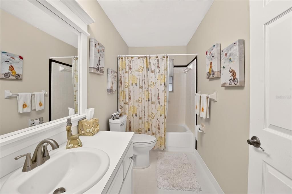 For Sale: $425,000 (3 beds, 2 baths, 1968 Square Feet)