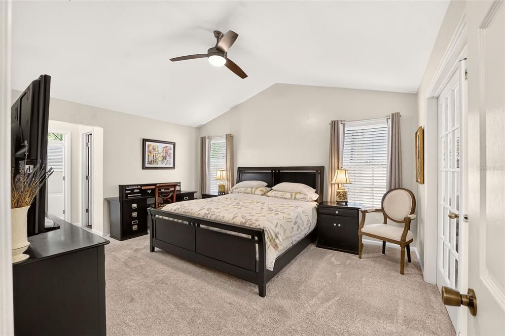 For Sale: $425,000 (3 beds, 2 baths, 1968 Square Feet)