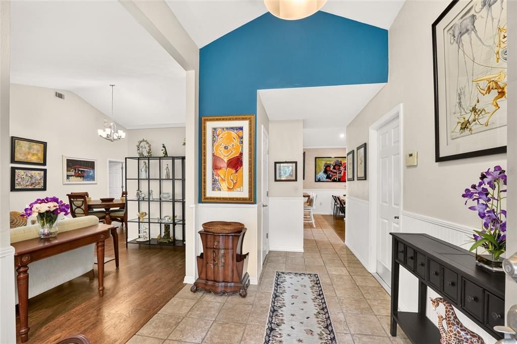 For Sale: $425,000 (3 beds, 2 baths, 1968 Square Feet)