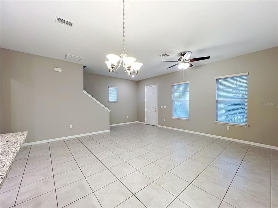 На продажу: $420,000 (3 спален, 2 ванн, 1838 Квадратных фут)