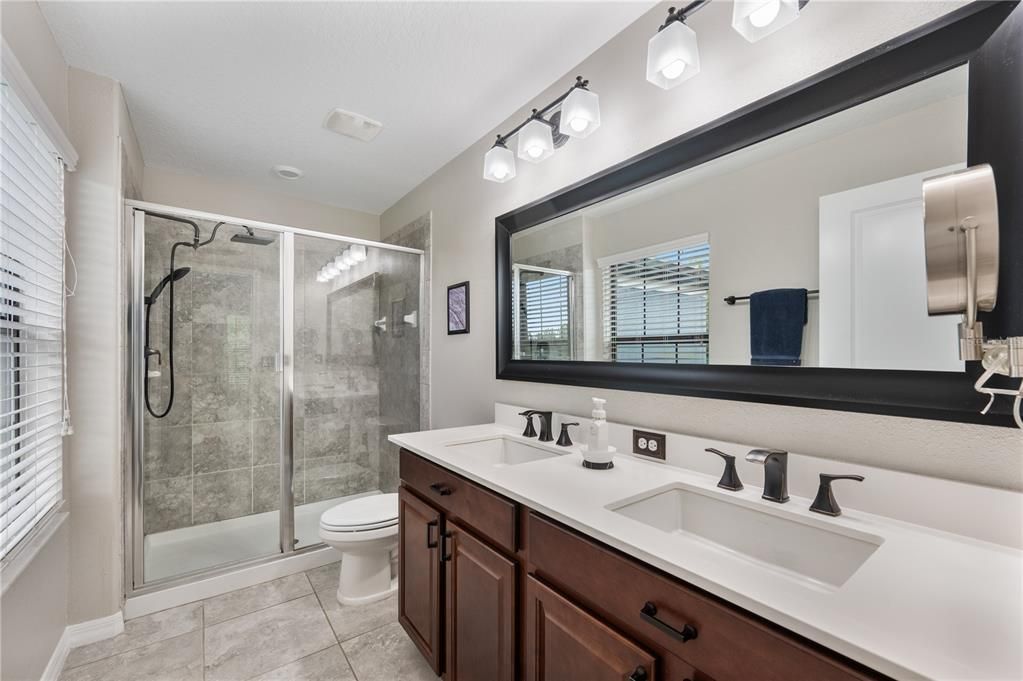 For Sale: $389,700 (3 beds, 2 baths, 1755 Square Feet)