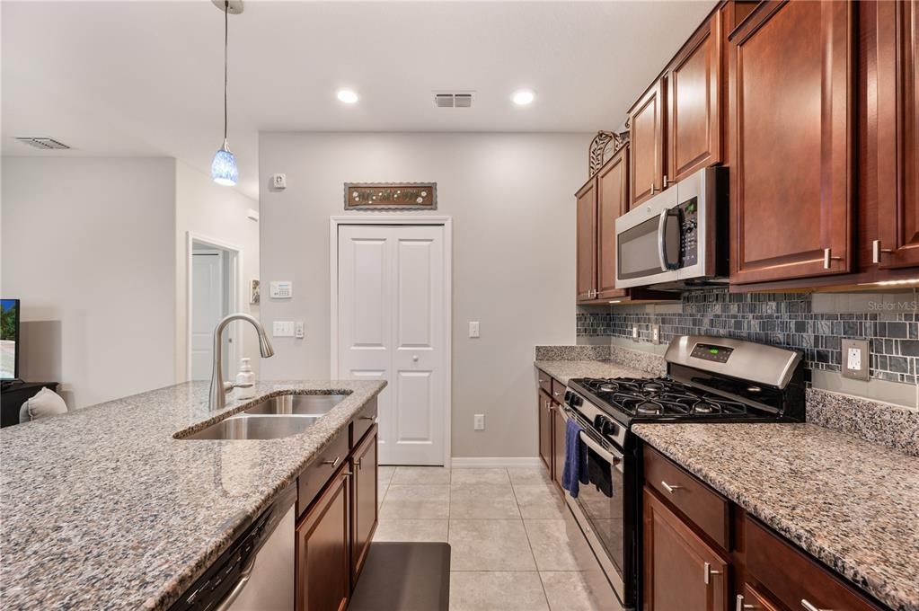 For Sale: $389,700 (3 beds, 2 baths, 1755 Square Feet)